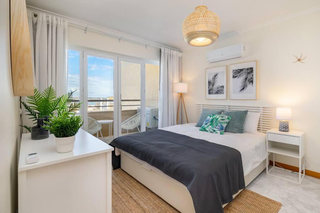 Rocha View Apartment ปอร์ติเมา ภายนอก รูปภาพ