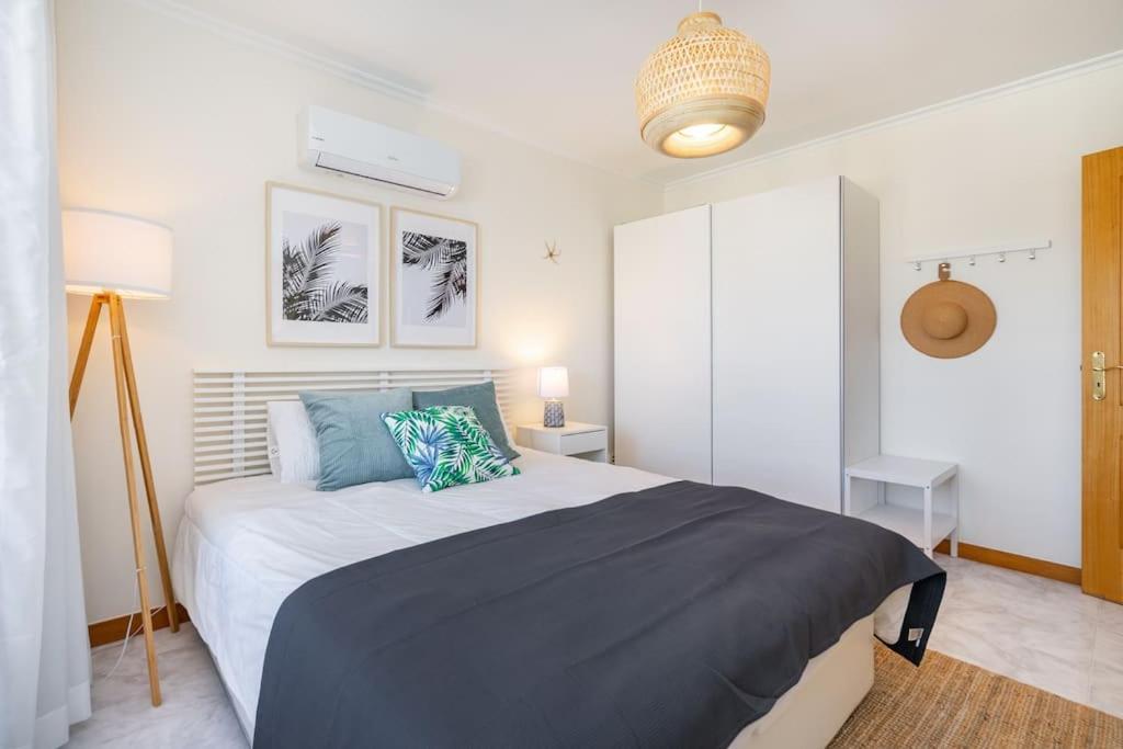 Rocha View Apartment ปอร์ติเมา ภายนอก รูปภาพ