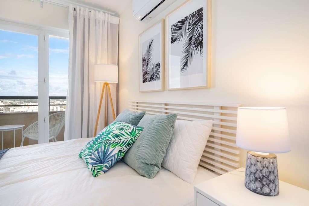 Rocha View Apartment ปอร์ติเมา ภายนอก รูปภาพ