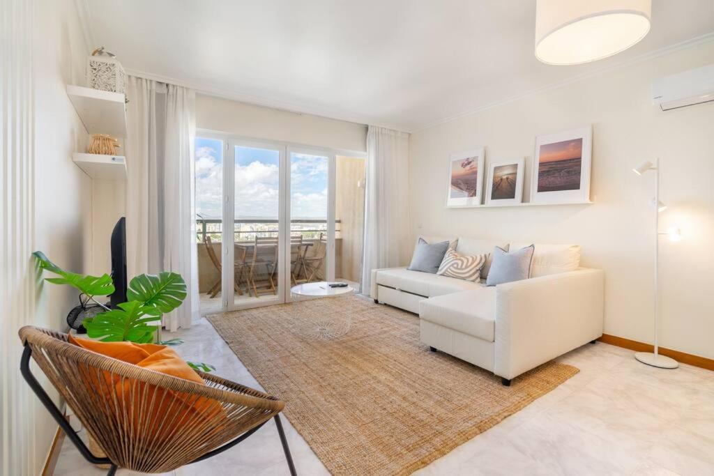 Rocha View Apartment ปอร์ติเมา ภายนอก รูปภาพ